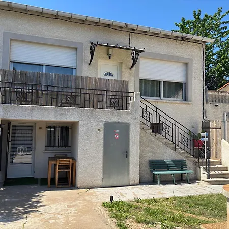 Unique Cosy Dans Avec Piscine Tres Bien Place